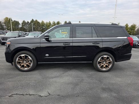 Used 2025 Ford Expedition King Ranch image 2