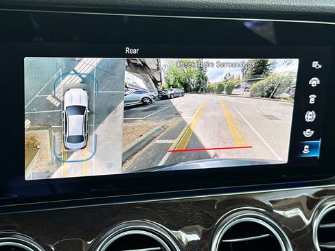Used 2021 Mercedes-Benz E 350 Sedan image 21