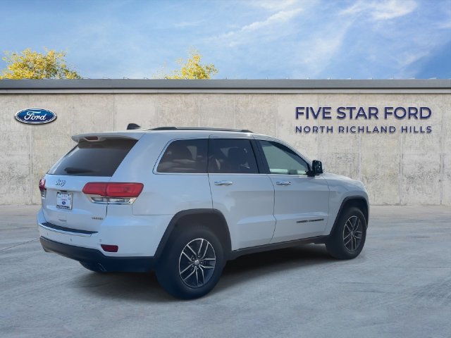 Used 2017 Jeep Grand Cherokee Limited w/ Luxury Group II RWD image 9