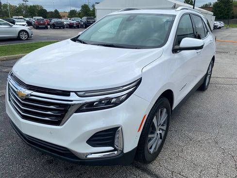 Certified 2023 Chevrolet Equinox Premier AWD/4WD image 3