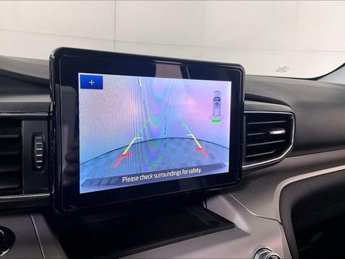 Used 2023 Ford Explorer XLT w/ Equipment Group 202A image 21