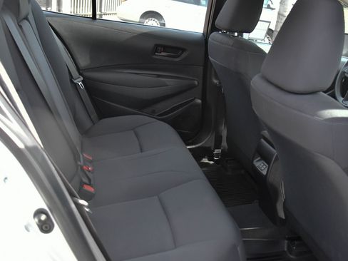 Used 2025 Toyota Corolla LE FWD image 39