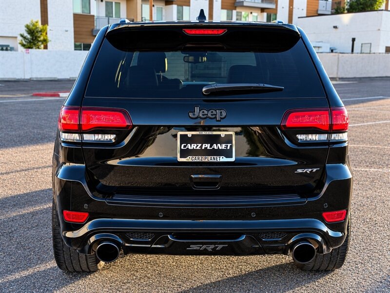 Used 2017 Jeep Grand Cherokee SRT AWD/4WD image 7