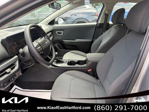 Certified 2025 Kia K4 FWD image 29