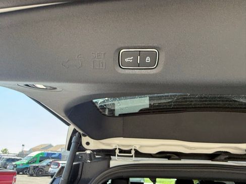 New 2025 Ford Expedition Platinum w/ Stealth Performance Package AWD/4WD image 47