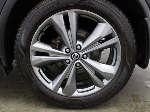 Used 2020 Nissan Murano Platinum image 8