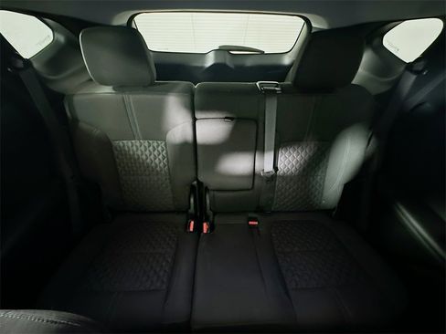 Used 2022 Chevrolet Blazer LT image 13