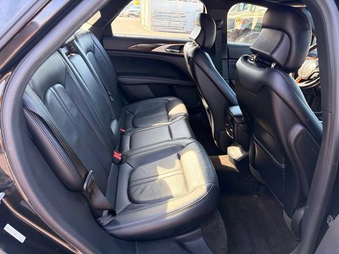 Used 2018 Lincoln MKZ Reserve AWD/4WD image 17