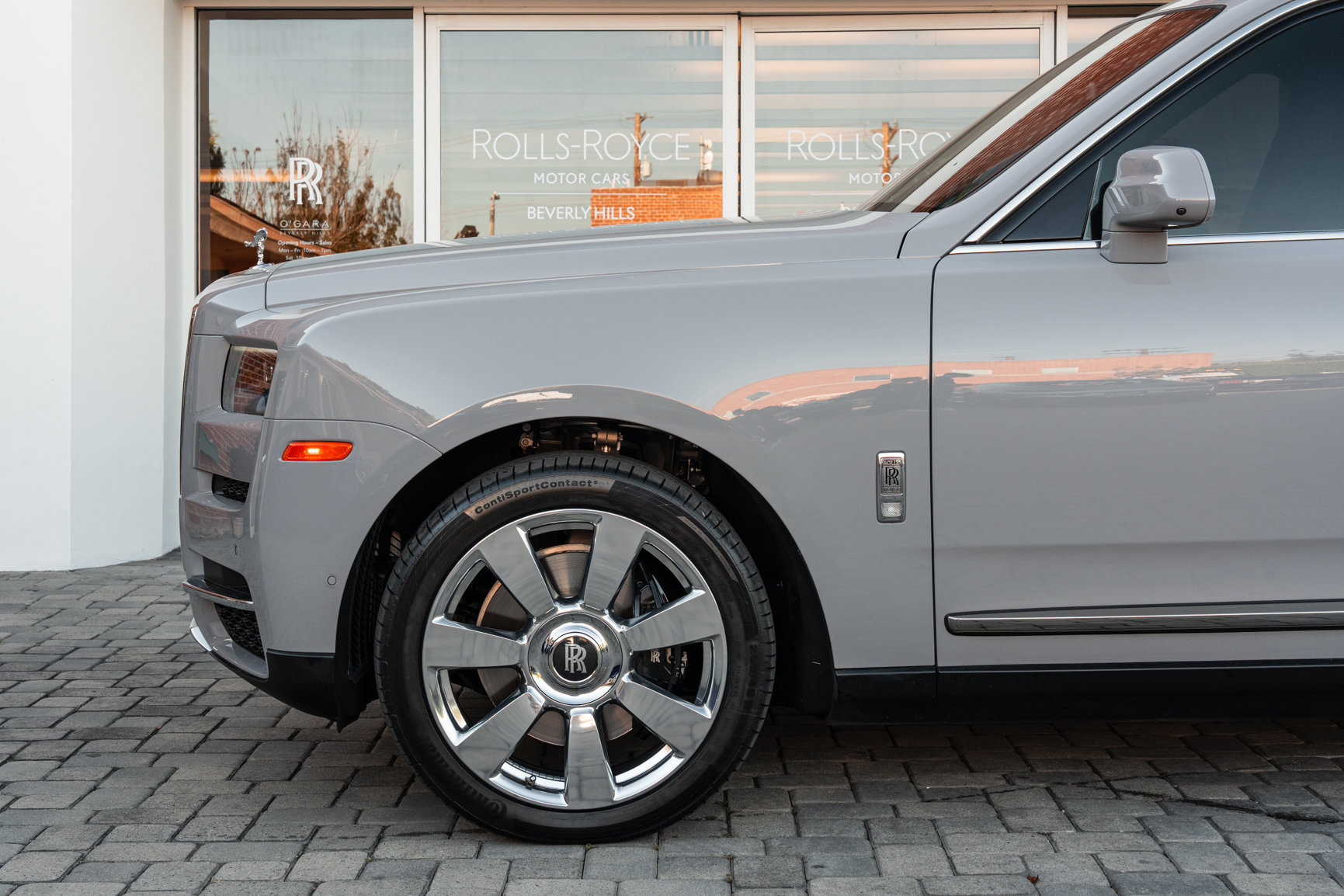 Used 2024 Rolls-Royce Cullinan AWD/4WD image 12