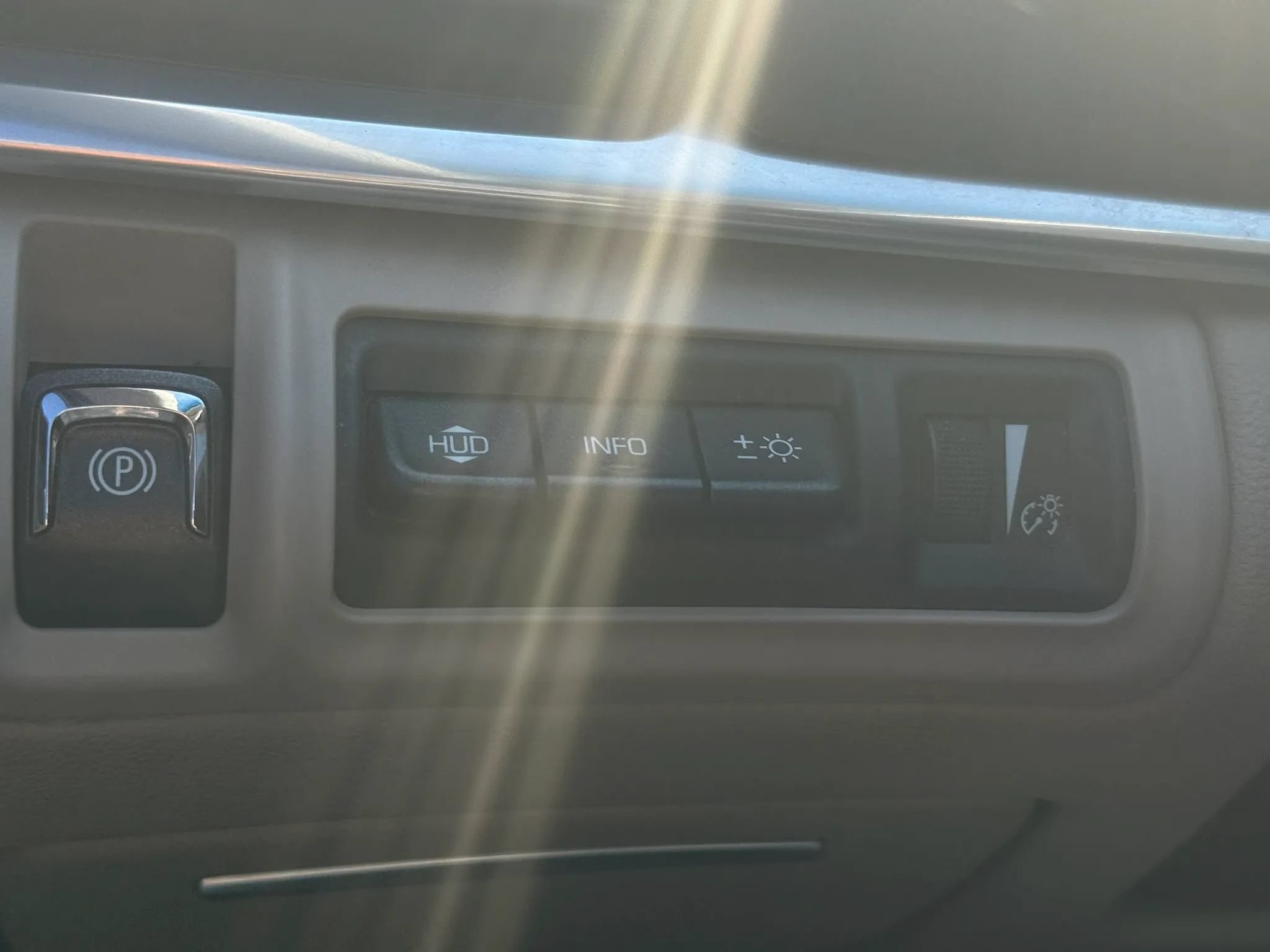 Used 2013 Cadillac XTS Premium FWD image 30