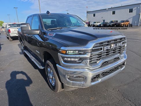 Used 2026 RAM 2500 Big Horn AWD/4WD image 1