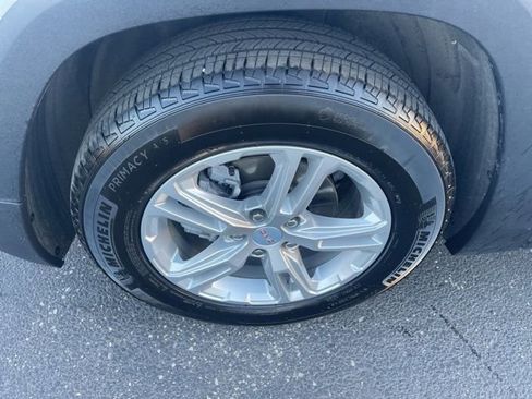 Certified 2023 GMC Terrain SLE w/ Driver Convenience Package image 10