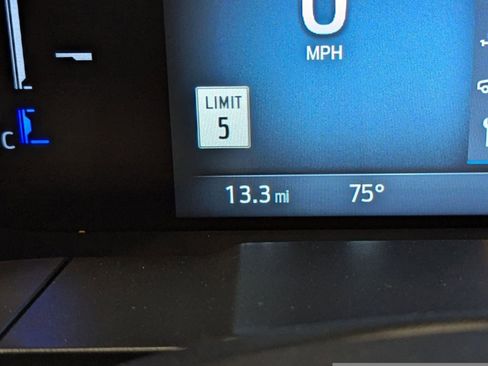 New 2025 Ford Maverick Lobo image 18