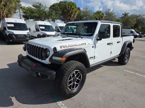 Certified 2025 Jeep Gladiator Rubicon w/ Safety Group image 10