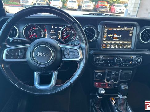 Used 2020 Jeep Wrangler Unlimited Rubicon w/ Quick Order Package 28Y Recon AWD/4WD image 17