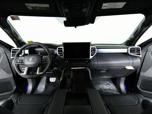 New 2026 Toyota Tundra Limited image 18
