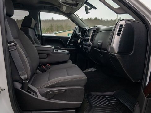 Used 2017 GMC Sierra 1500 SLE w/ SLE Value Package image 13