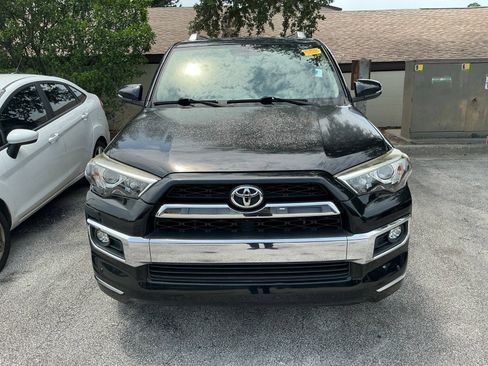 Used 2017 Toyota 4Runner Limited AWD/4WD image 3