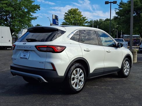 Certified 2023 Ford Escape Active AWD/4WD image 6