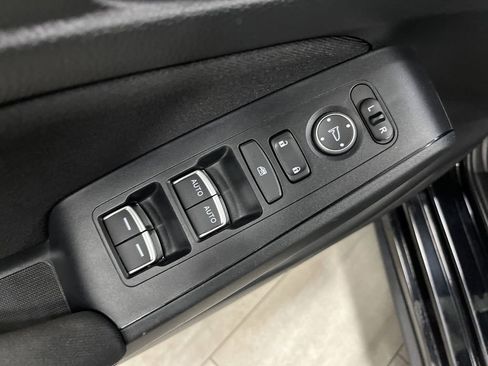 Used 2023 Honda Civic Sport image 25