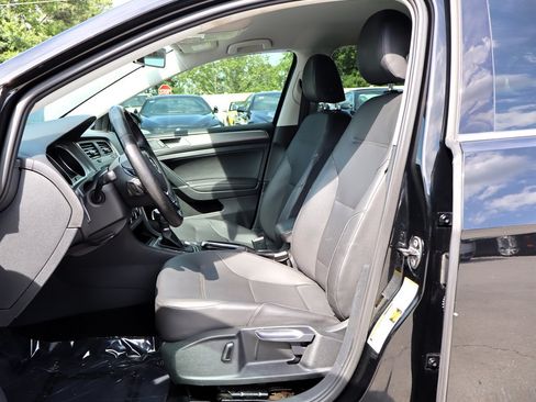 Used 2015 Volkswagen Golf TDI S FWD image 14