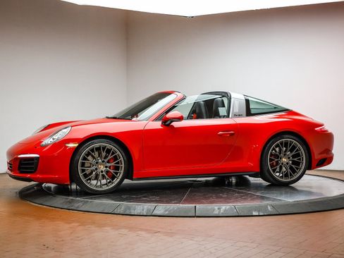 Certified 2017 Porsche 911 Targa 4S image 2