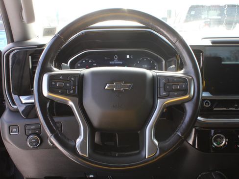 Used 2022 Chevrolet Silverado 1500 RST image 9