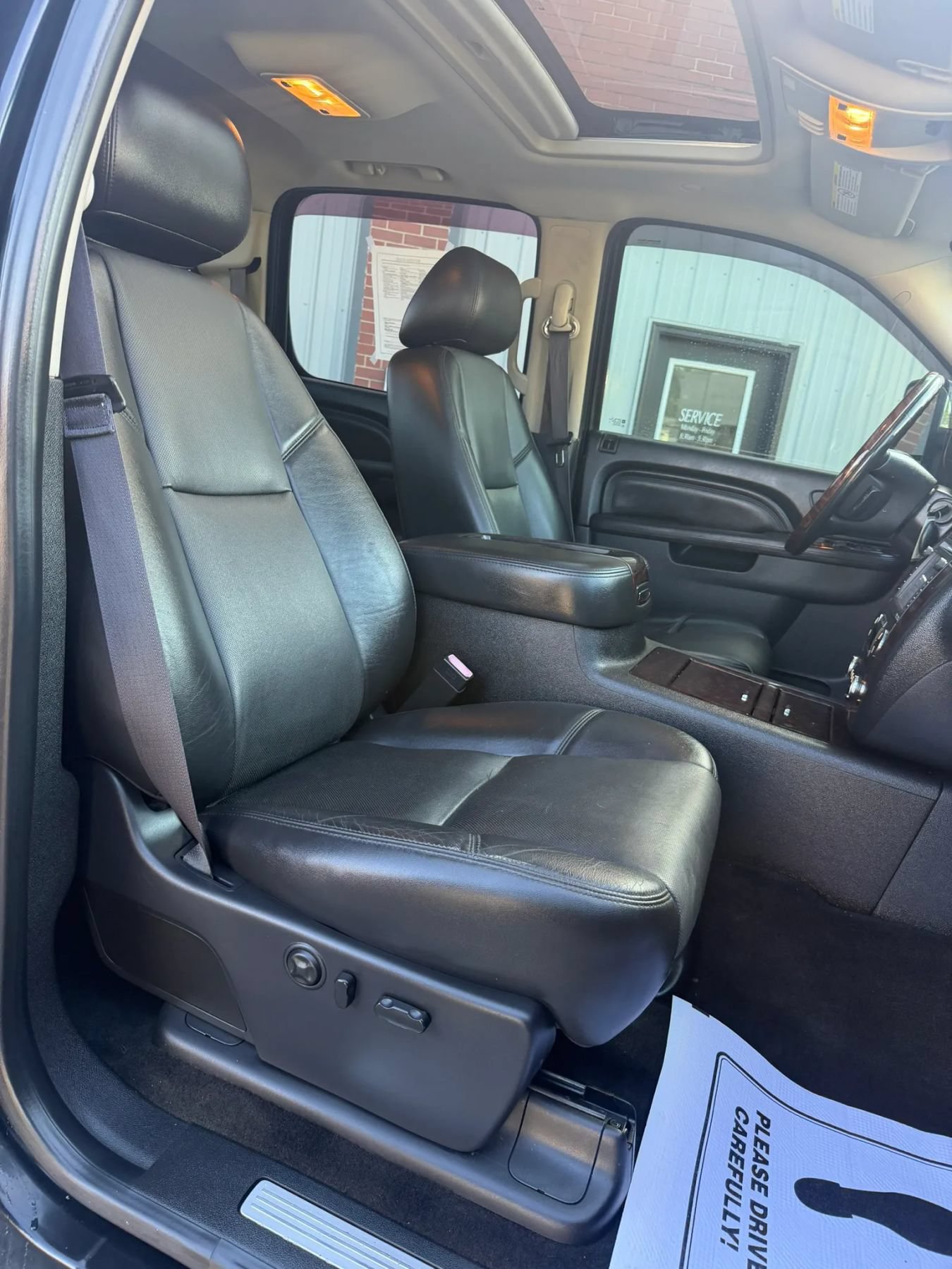 Used 2014 GMC Sierra 2500 Denali AWD/4WD image 25