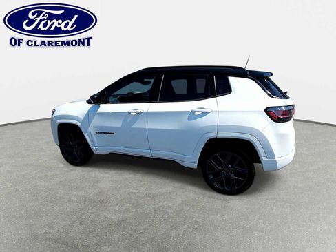 Used 2024 Jeep Compass Limited w/ High Altitude Package AWD/4WD image 5