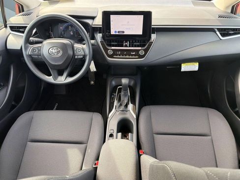 Used 2026 Toyota Corolla LE FWD image 14