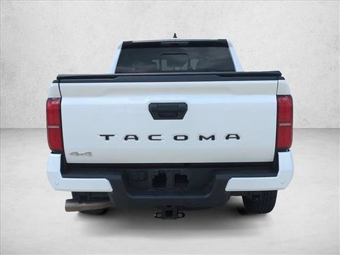 Certified 2024 Toyota Tacoma SR5 AWD/4WD image 6