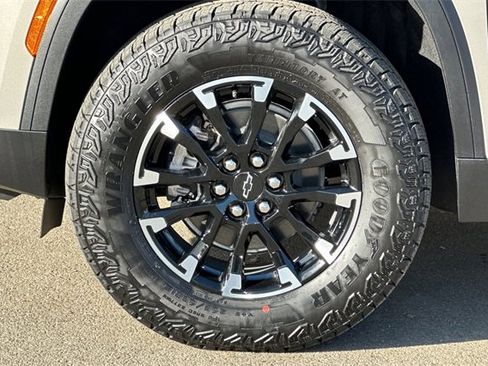 New 2026 Chevrolet Traverse Z71 image 38