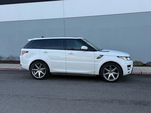 Used 2015 Land Rover Range Rover Sport HSE image 6