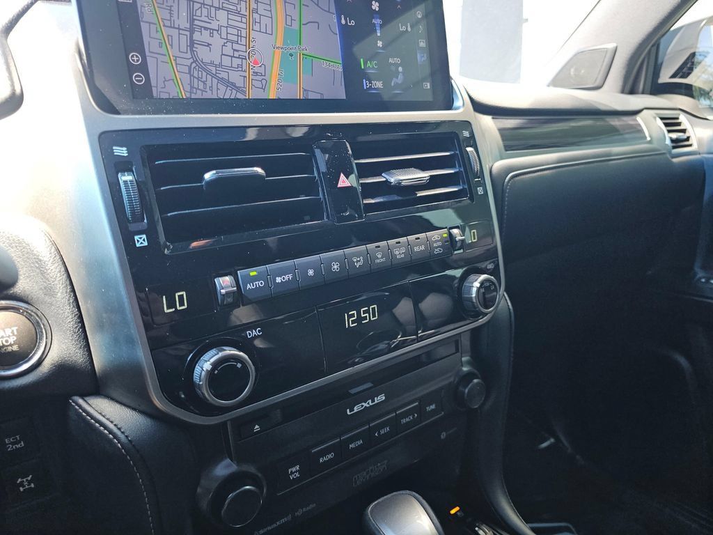 Used 2022 Lexus GX 460 Premium AWD/4WD image 32