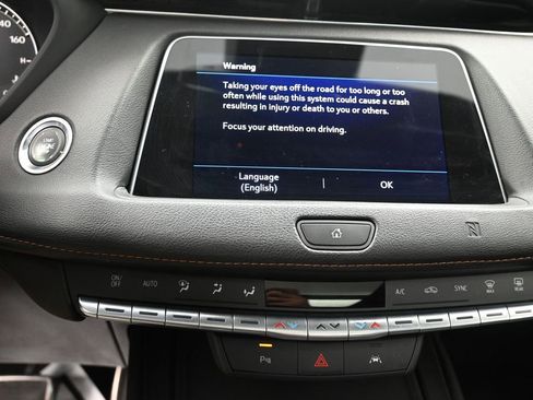 Used 2020 Cadillac XT4 Sport w/ Driver Awareness Package image 10