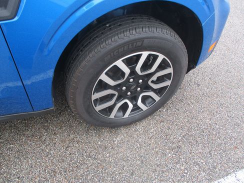 Used 2022 Ford Maverick Lariat FWD image 23