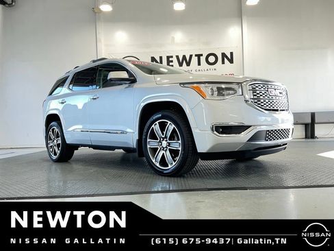 Used 2019 GMC Acadia Denali w/ Technology Package FWD image 28