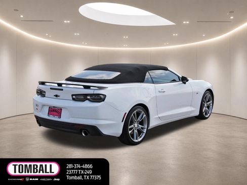 Used 2024 Chevrolet Camaro LT w/ RS Package RWD image 7