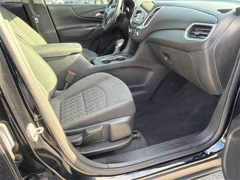Used 2022 Chevrolet Equinox LT image 13