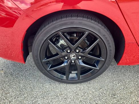 Used 2024 Honda Civic Sport image 10