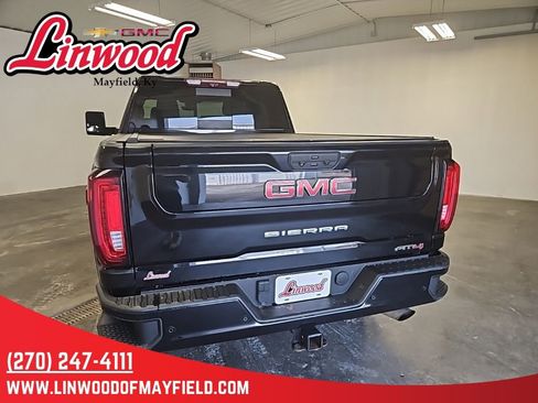Used 2022 GMC Sierra 3500 AT4 w/ AT4 Premium Plus Package image 4