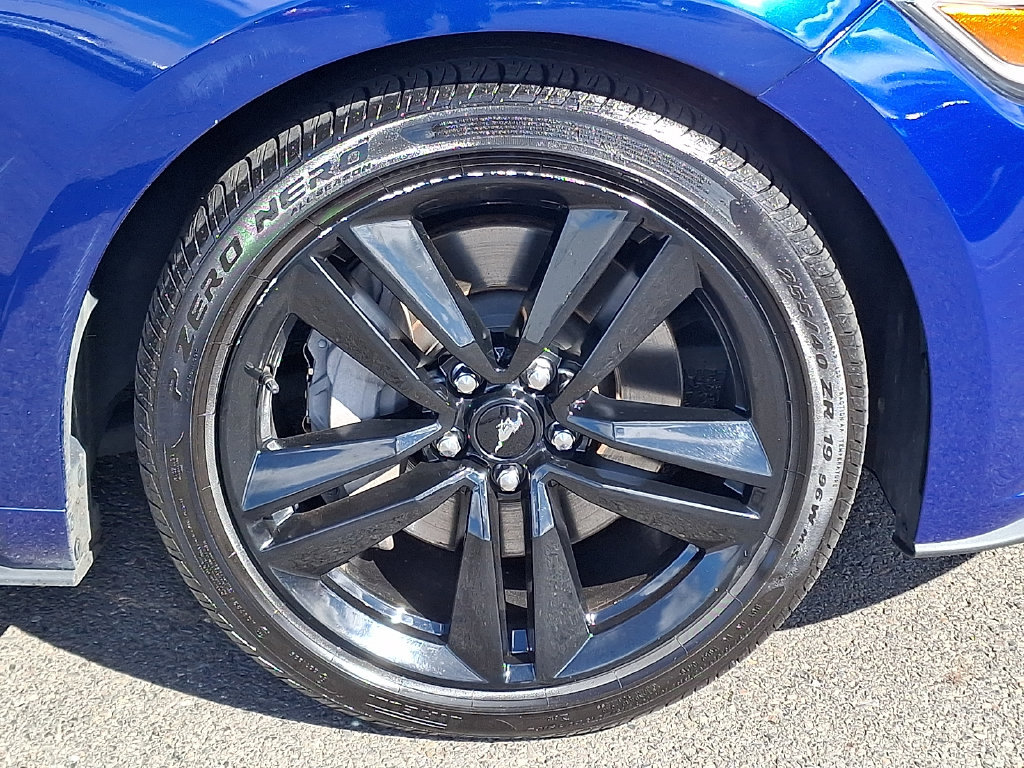 Used 2015 Ford Mustang Premium w/ Ecoboost Performance Package RWD image 11