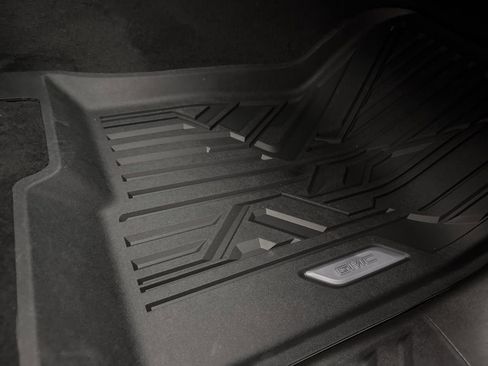 New 2025 GMC Canyon Elevation w/ Convenience Package image 57