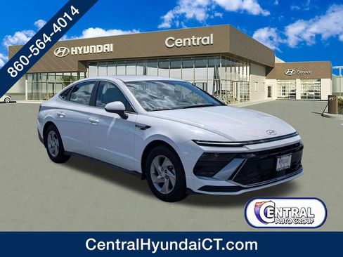 Certified 2025 Hyundai Sonata SE FWD image 1