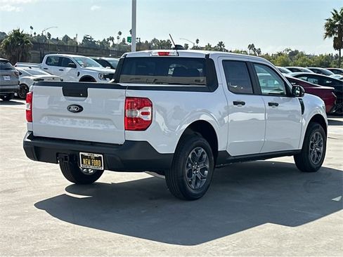 New 2025 Ford Maverick XLT w/ XLT Luxury Package image 6
