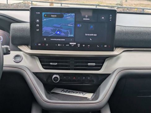 New 2025 Ford Explorer Active w/ Active Comfort Package image 17