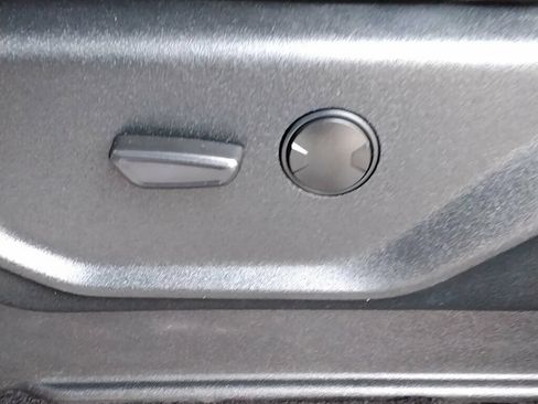 Used 2021 Ford Expedition Max XLT RWD image 8