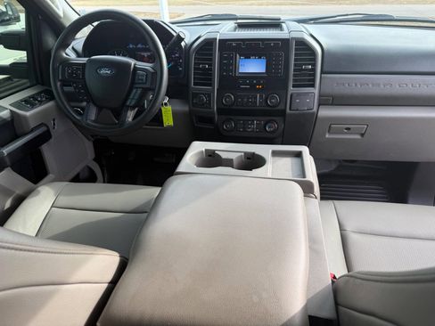 Used 2021 Ford F350 XL w/ Power Equipment Group image 45