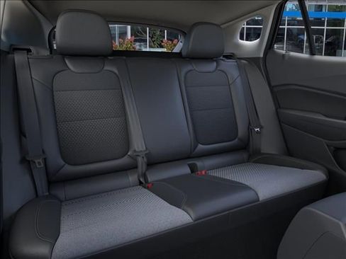New 2026 Chevrolet Trax LT FWD image 17
