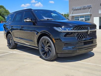 New 2025 Lincoln Navigator Reserve w/ Jet Appearance Package